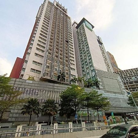 Taragon Service Apartment Куала-Лумпур Экстерьер фото