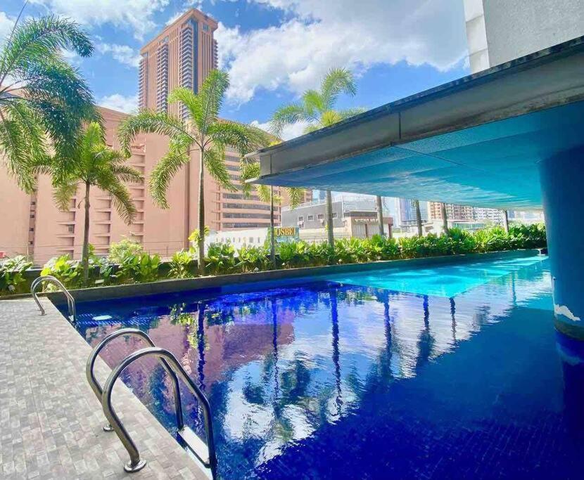 Taragon Service Apartment Куала-Лумпур Экстерьер фото