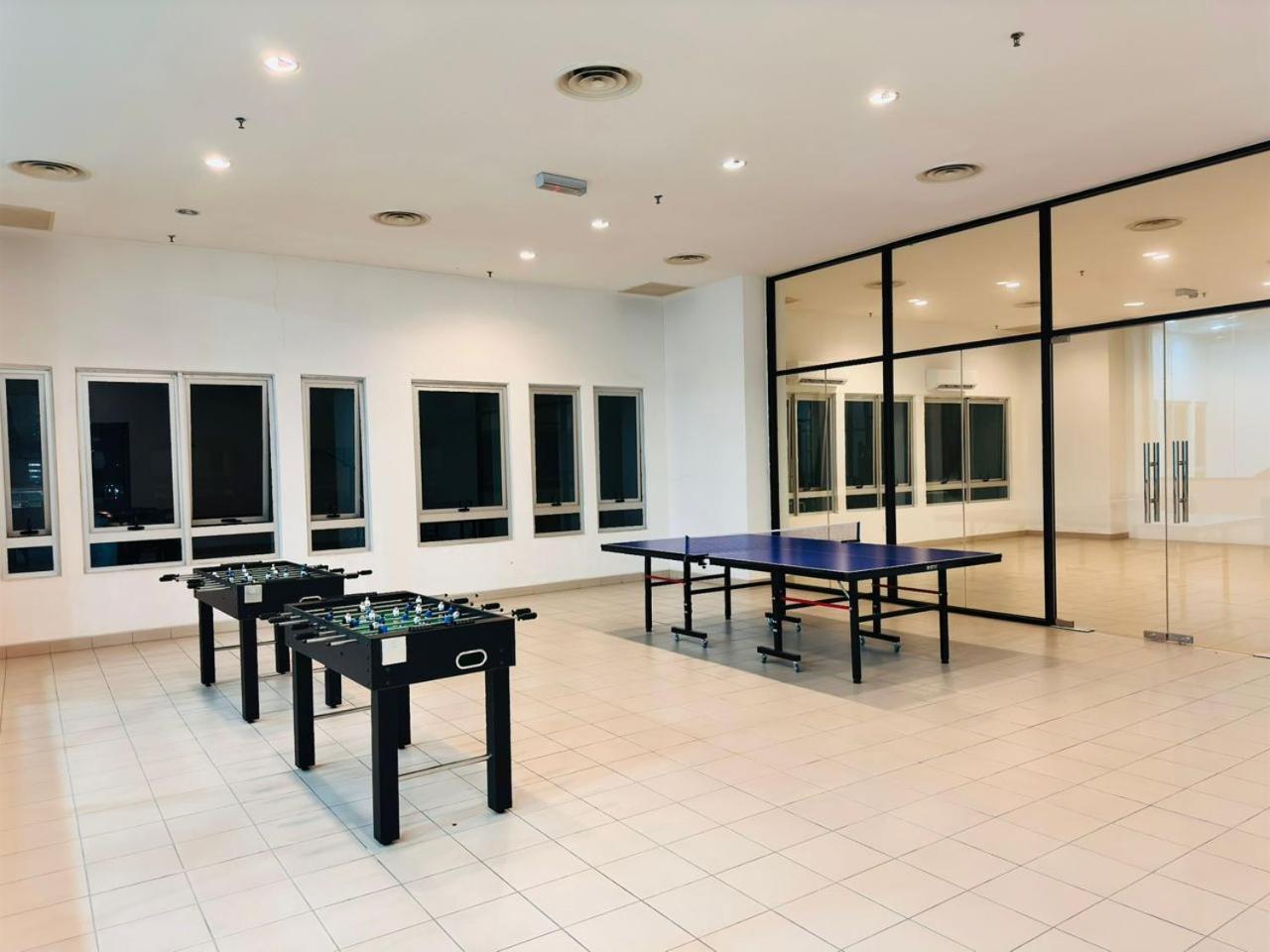 Taragon Service Apartment Куала-Лумпур Экстерьер фото