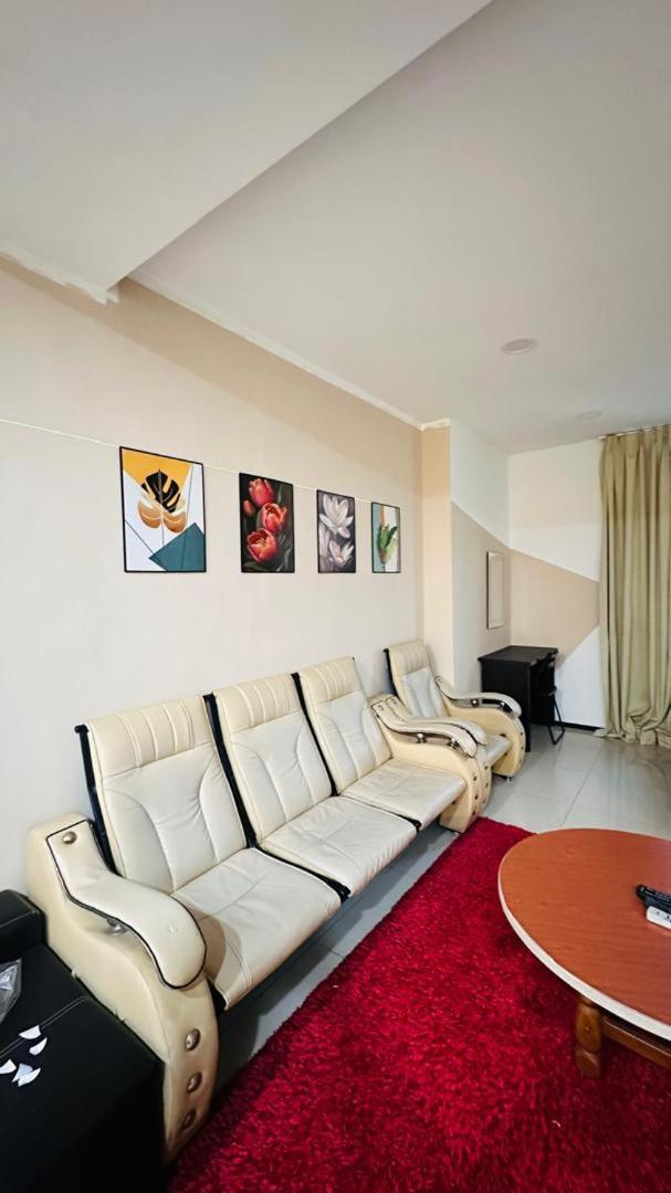 Taragon Service Apartment Куала-Лумпур Экстерьер фото
