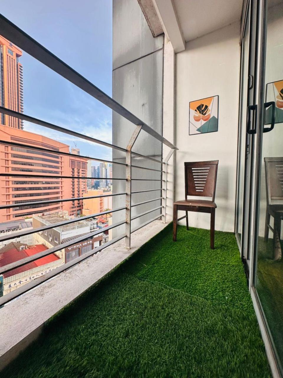 Taragon Service Apartment Куала-Лумпур Экстерьер фото